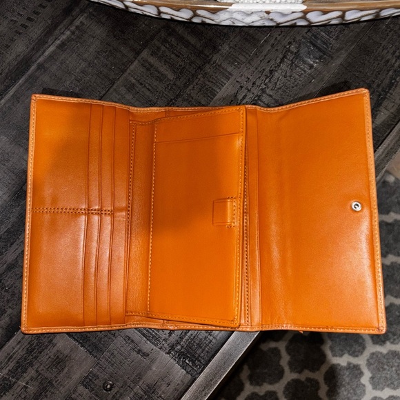 Coach Hamptons Yellow Trifold LG Checkbook Sig C Clutch Purse Bag Wallet RARE​ - Picture 2 of 9